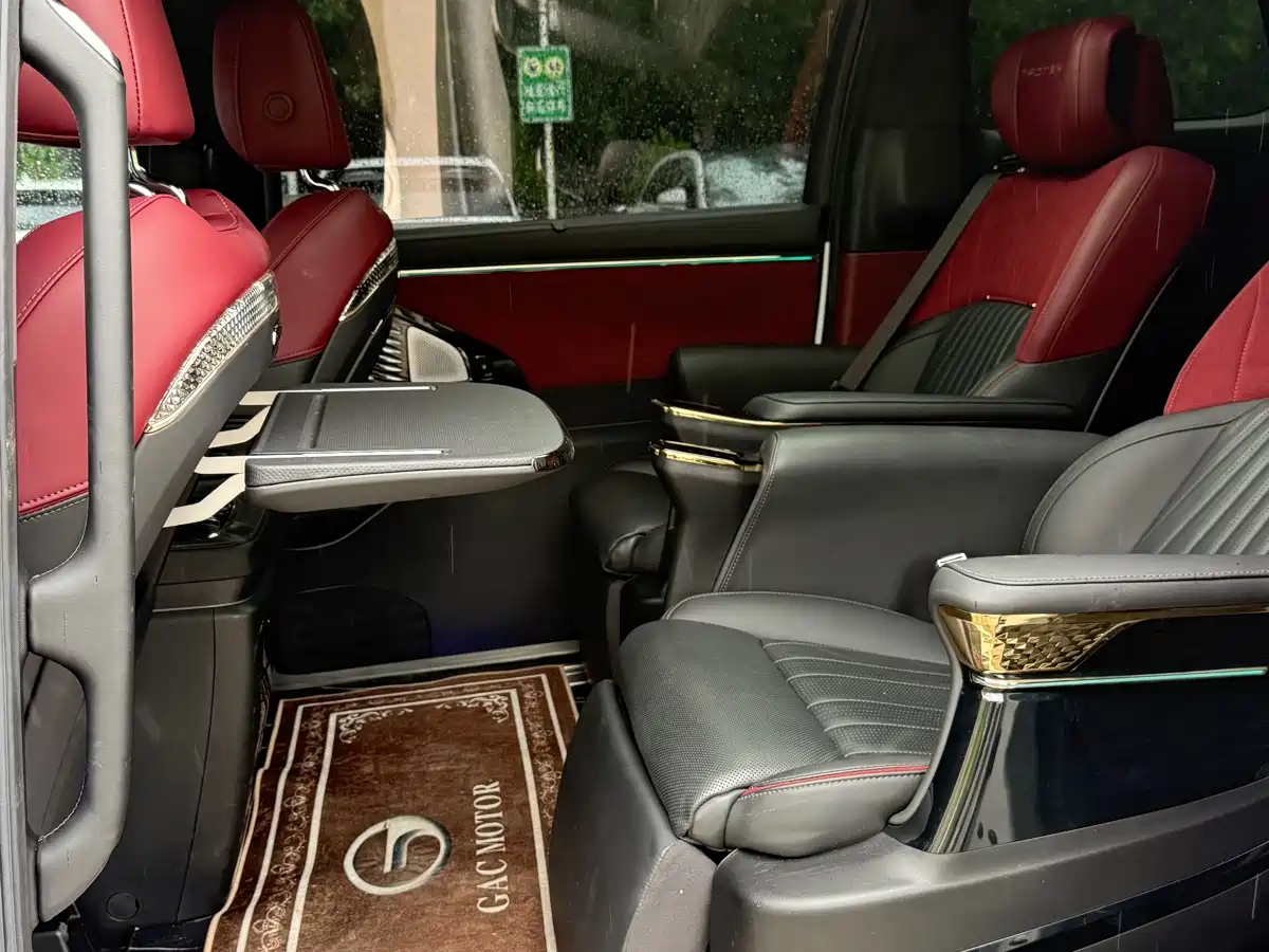 GAC TRUMPCHI M8