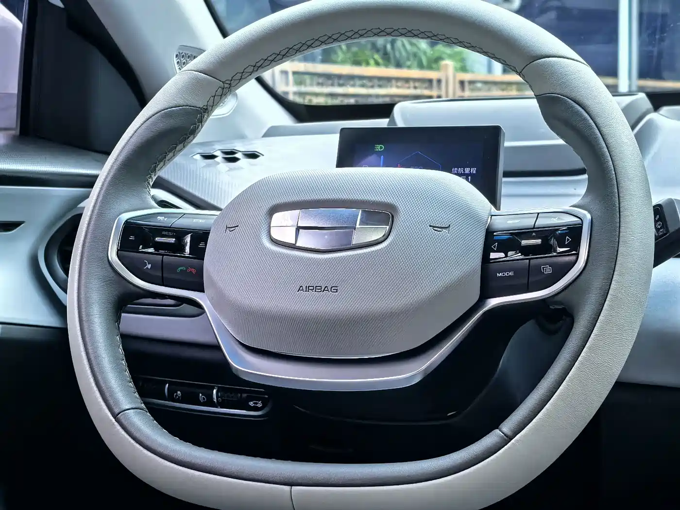 Photo 32 - Geely Geometry A