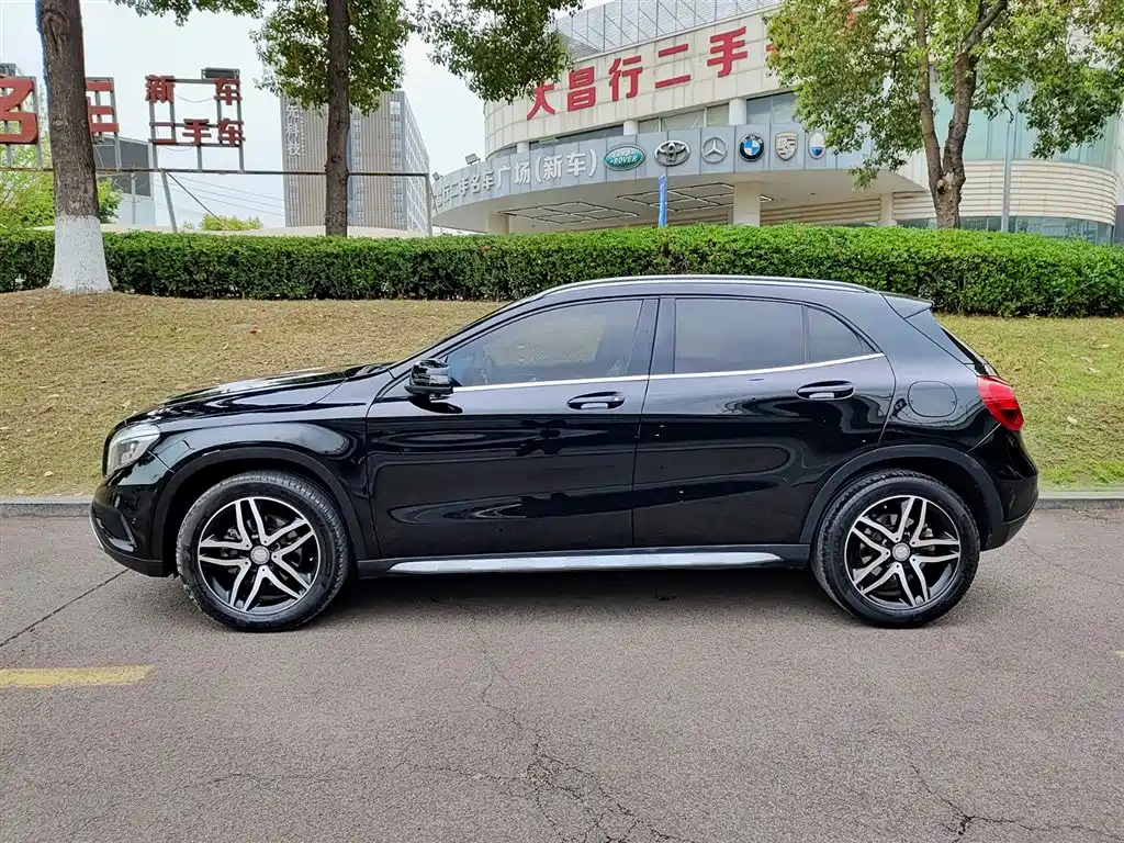 Mercedes-Benz GLA 2016 GLA 200 Dynamic фото 3