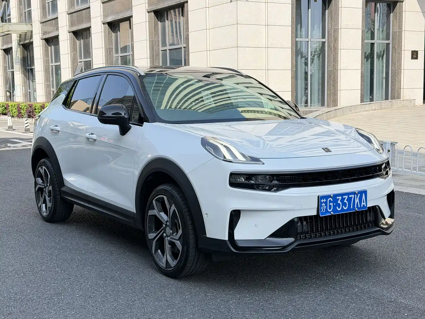 Lynk & Co 06 2023 Remix 1.5T Power Halo фото 3