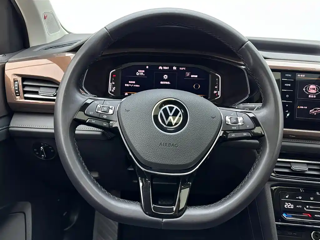 Volkswagen Tharu 2022 330TSI AWD Flagship Edition фото 10