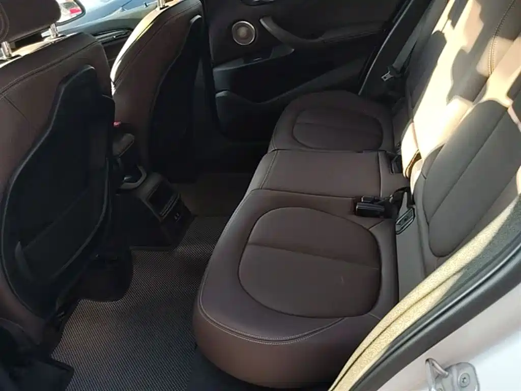 BMW X1 2021 sDrive20Li Fashion фото 17