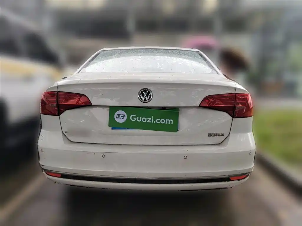 Volkswagen Bora 2016 Model 1.6L Manual Comfort фото 4