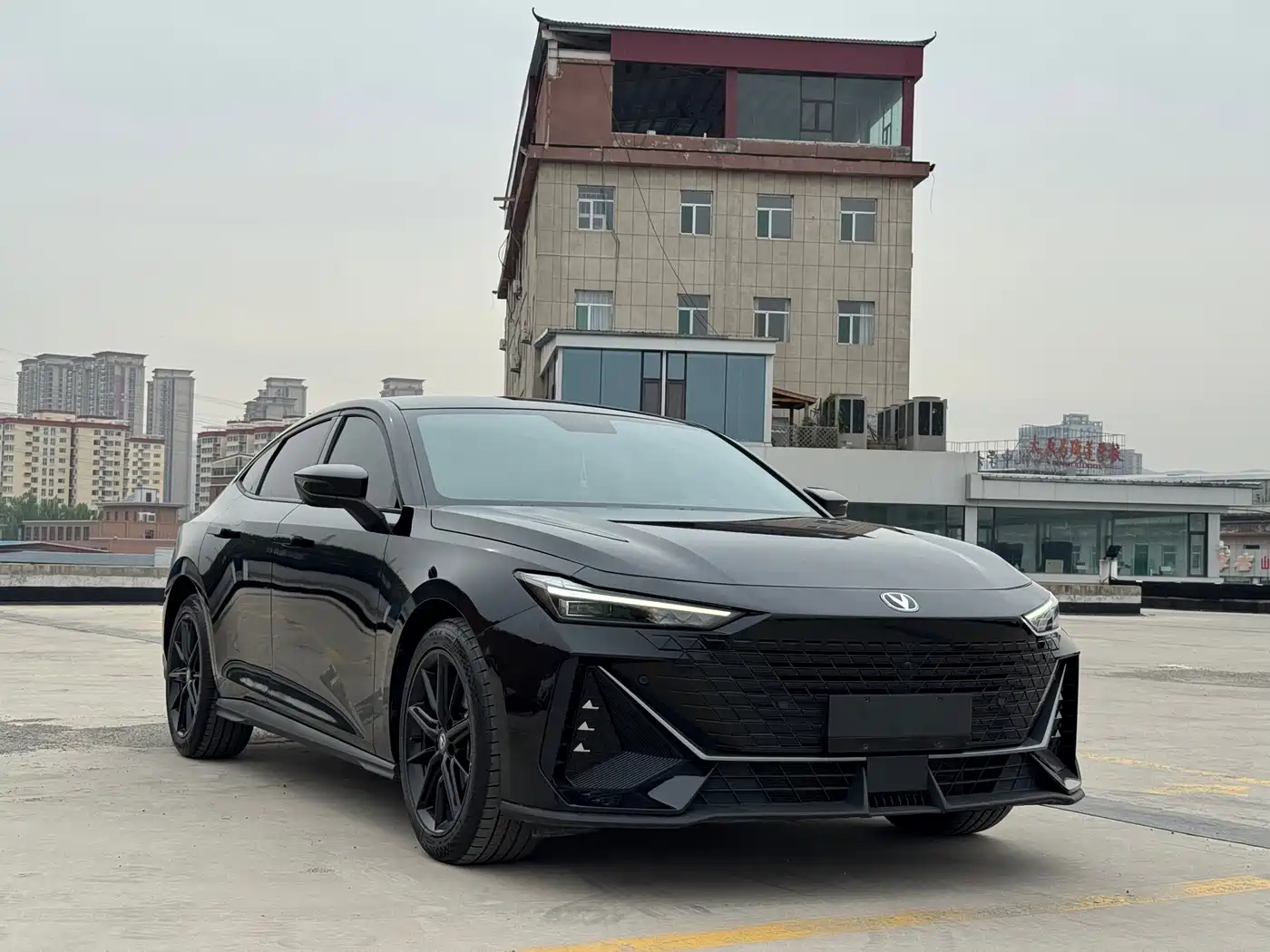 CHANGAN UNI-V