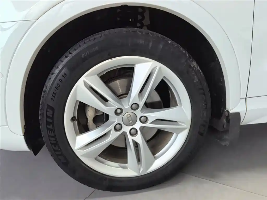 Audi Q3 2017 30 TFSI Style фото 23