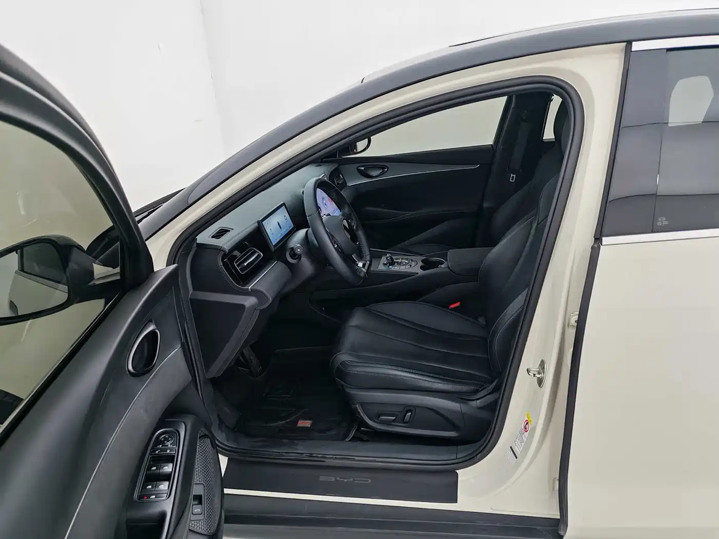 BYD Seal 06 New Energy 2024 DM-i 120KM Honor фото 4
