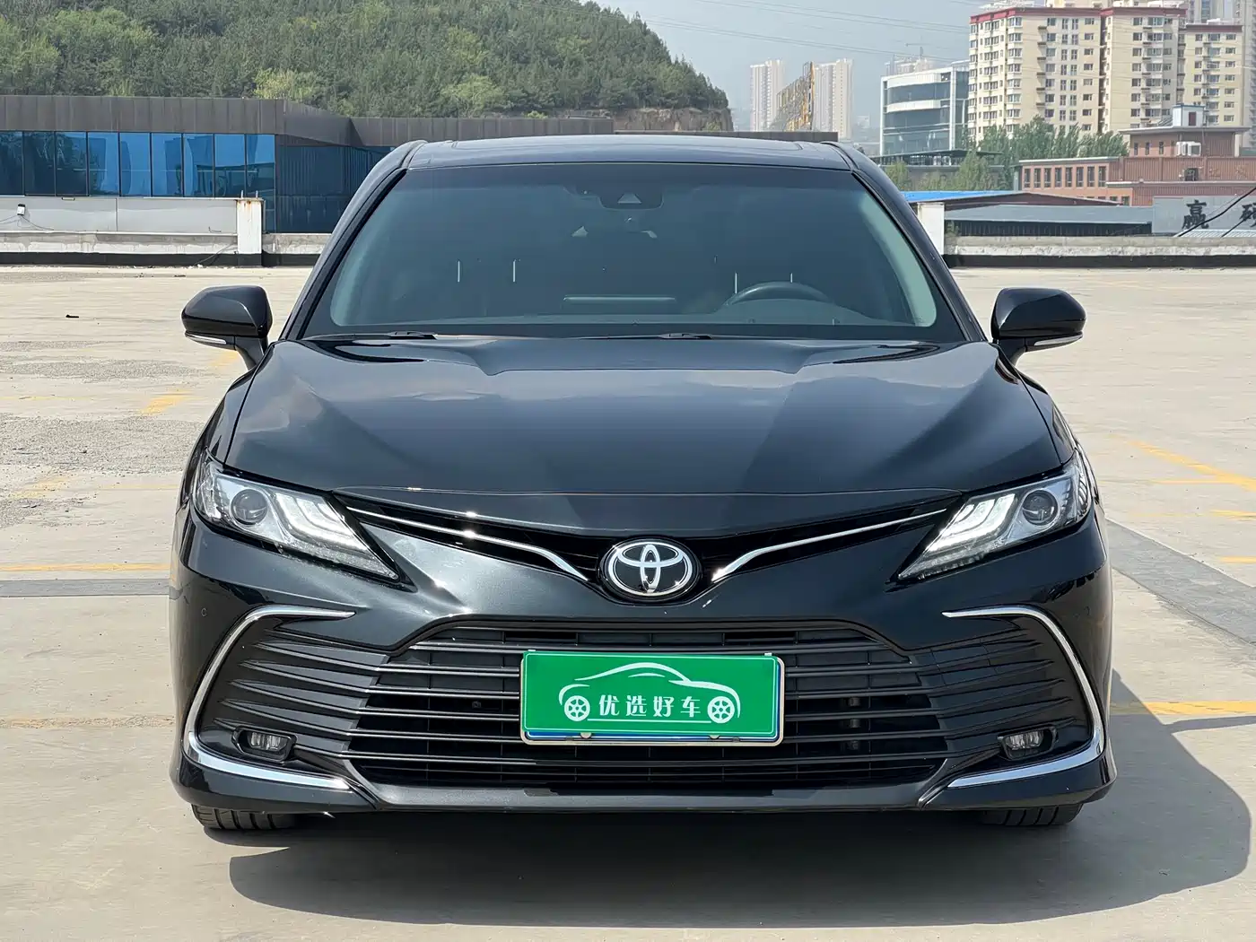 Toyota Camry 2021 2.0G Luxury Edition фото 2