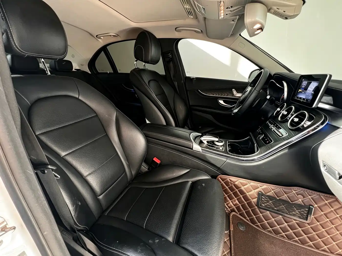 Mercedes-Benz C-Class 2017 Facelift C 180 L Fashion Sport Edition фото 17