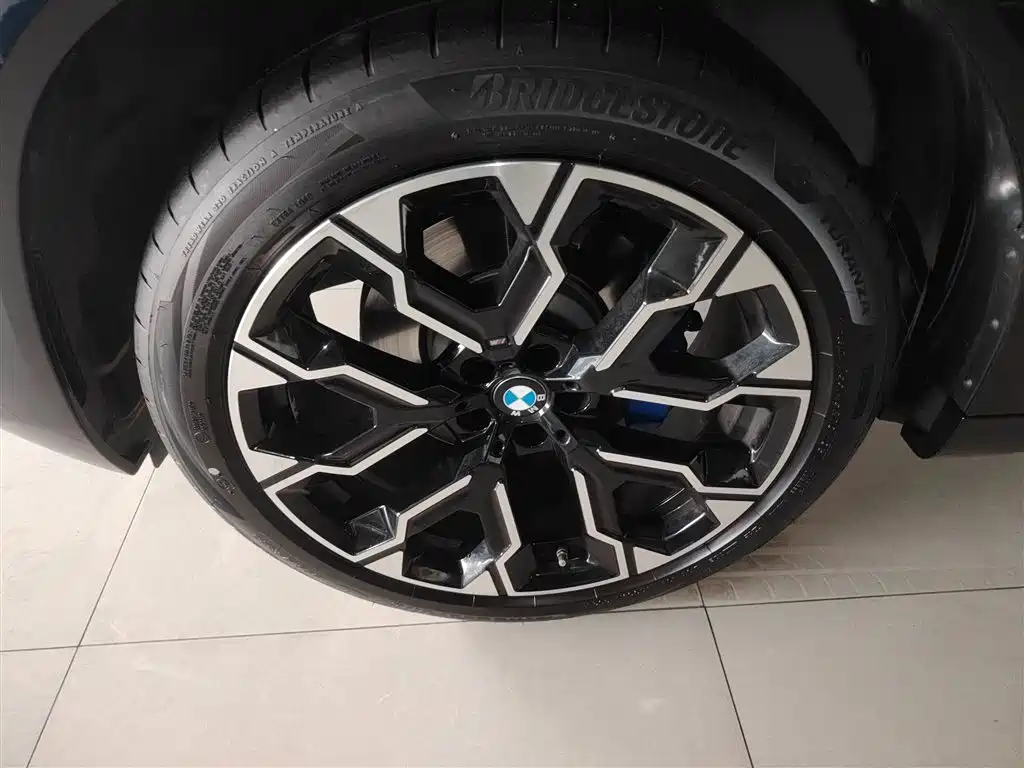 BMW X3 2025 xDrive30L Premium M Sport Package фото 25