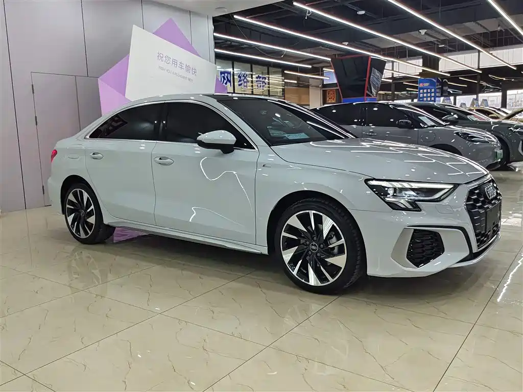Audi A3 2023 Facelift A3L Limousine 35 TFSI Fashion Sport фото 3
