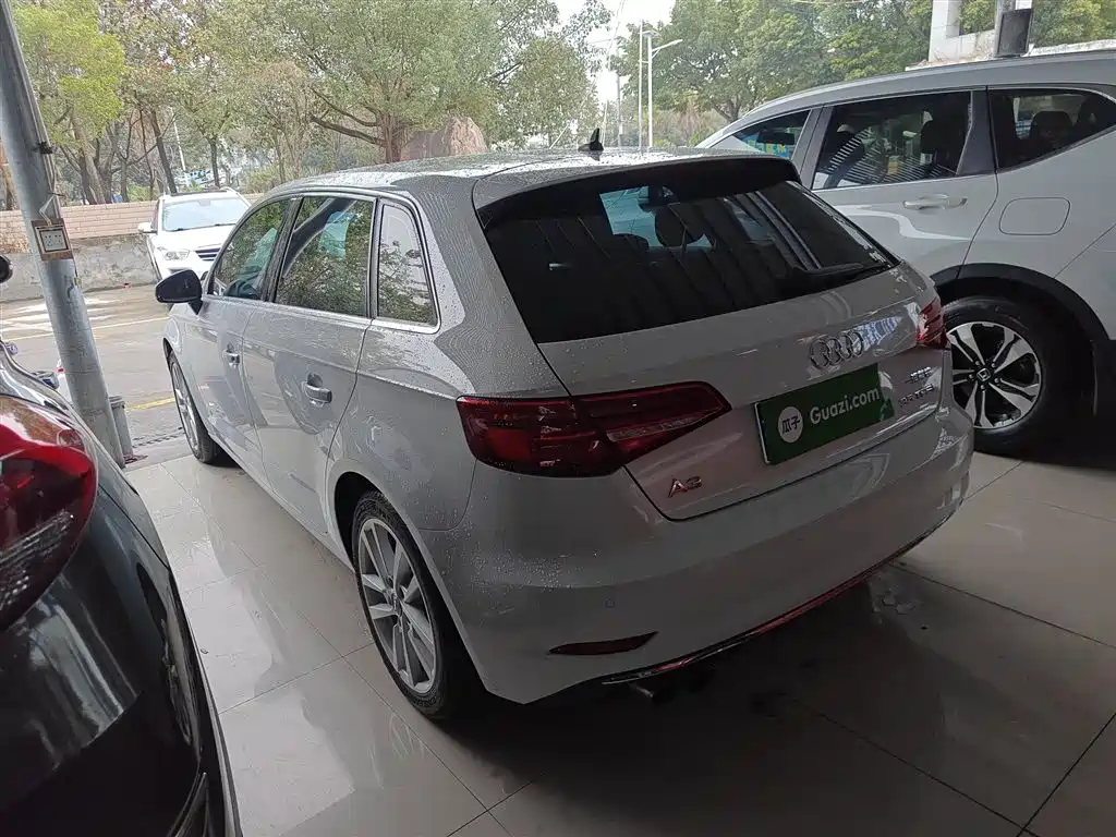 Audi A3 2019 Sportback 35 TFSI Progressive China V фото 5