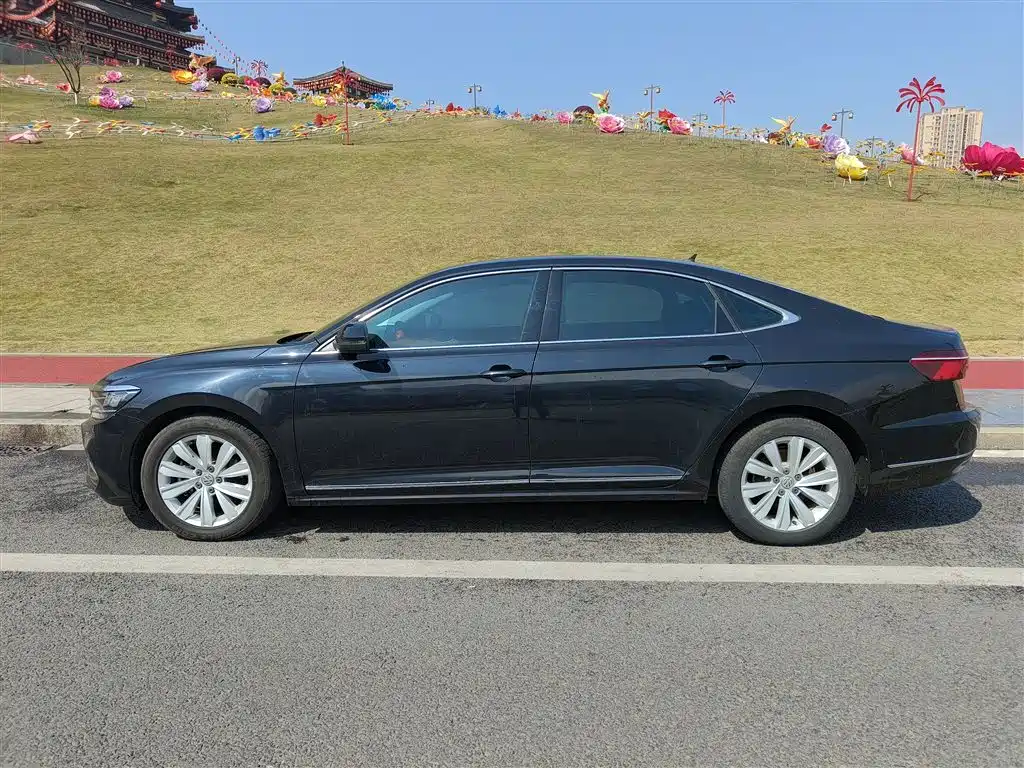Volkswagen Passat 2019 330TSI Elite (China V) фото 6