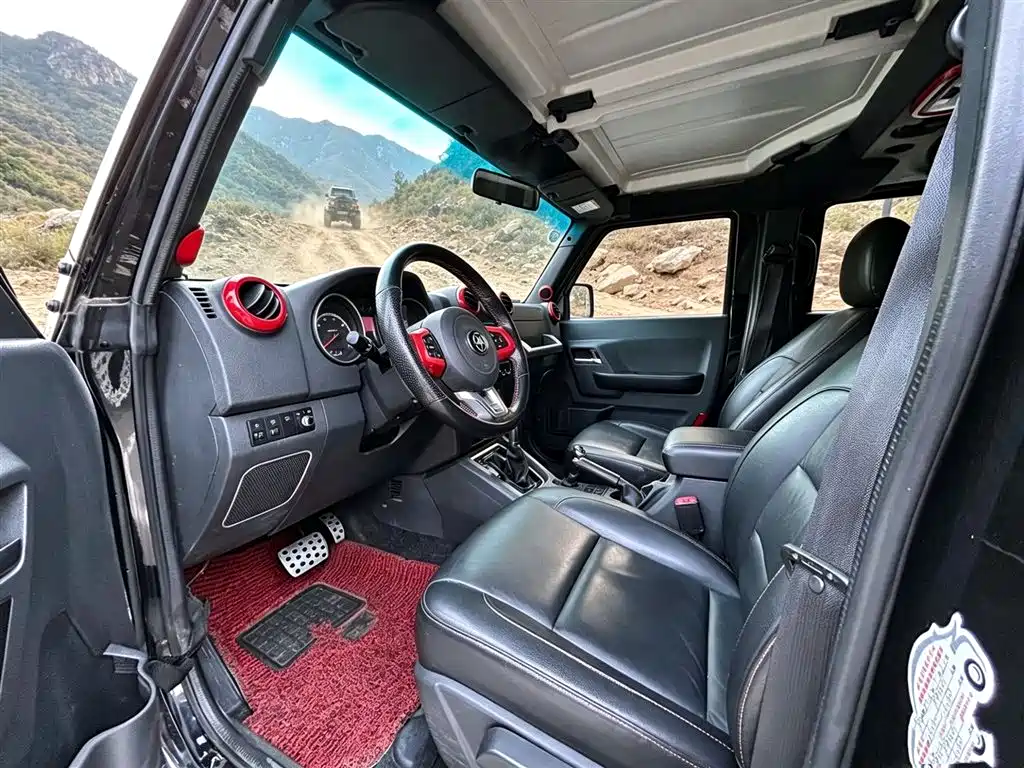 BAIC ORV Beijing Offroad BJ40 2017 40L 2.3T Automatic 4WD China Rally Champion Edition фото 9