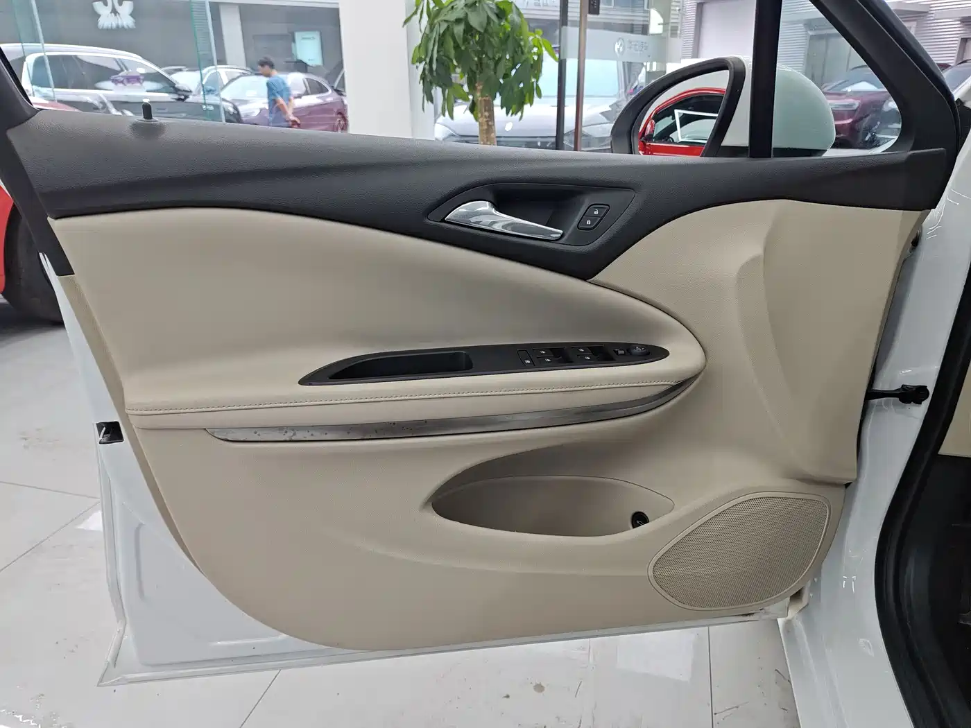 Buick Verano 2019 Sedan 15S Auto Leading фото 14