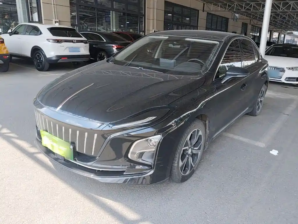 Hongqi E-QM5 2021