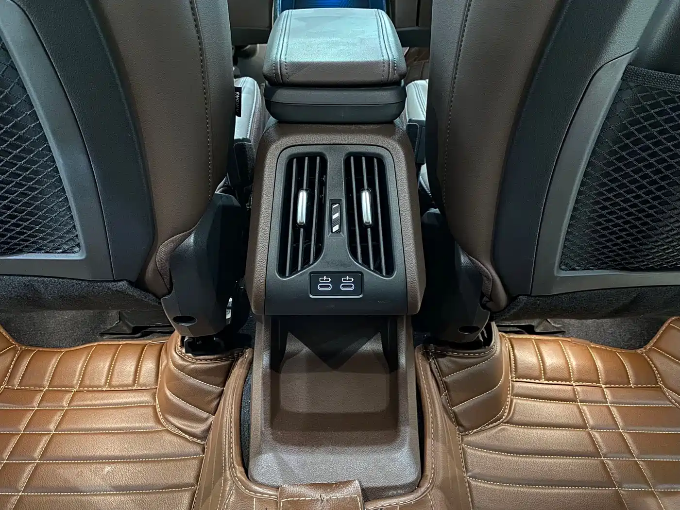 BMW X1 2023 sDrive20Li X Design Package фото 17