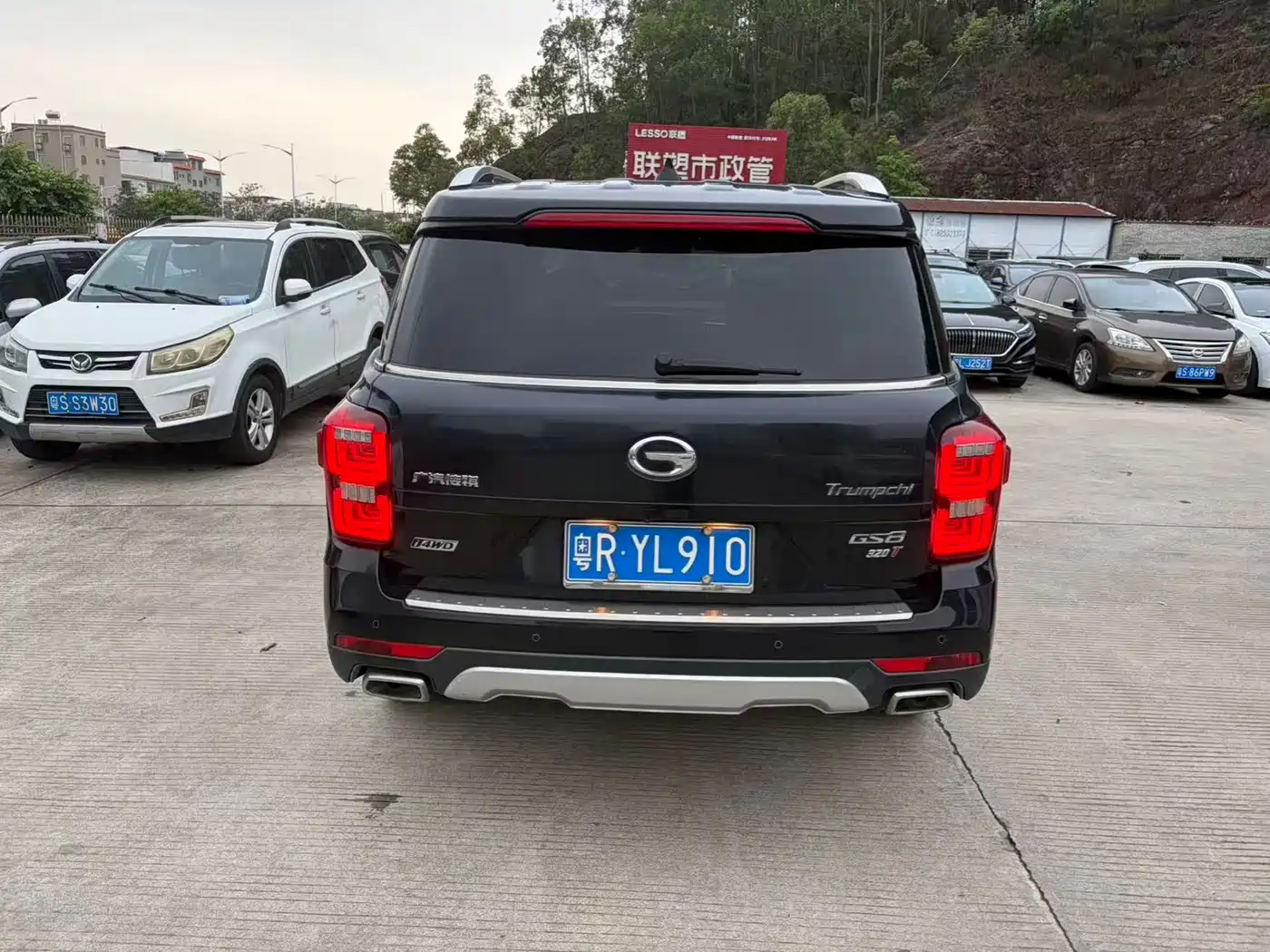 GAC Trumpchi Trumpchi GS8 2017 320T AWD Luxury Smart Connect (7-Seater) фото 10