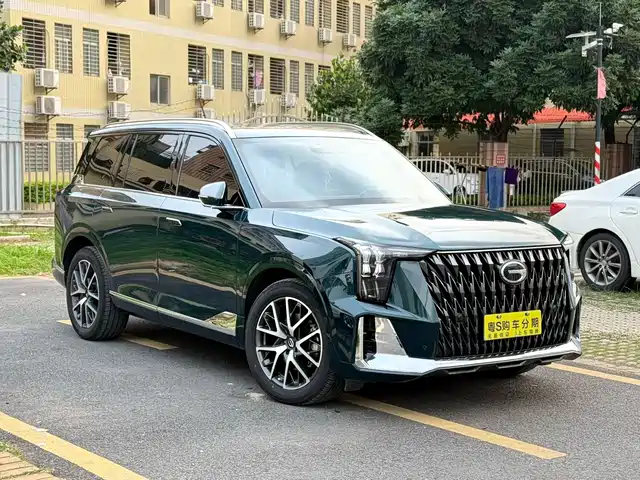 Trumpchi GS8 Гибрид, 2.0TM, Полный привод, Премиум, 6 мест