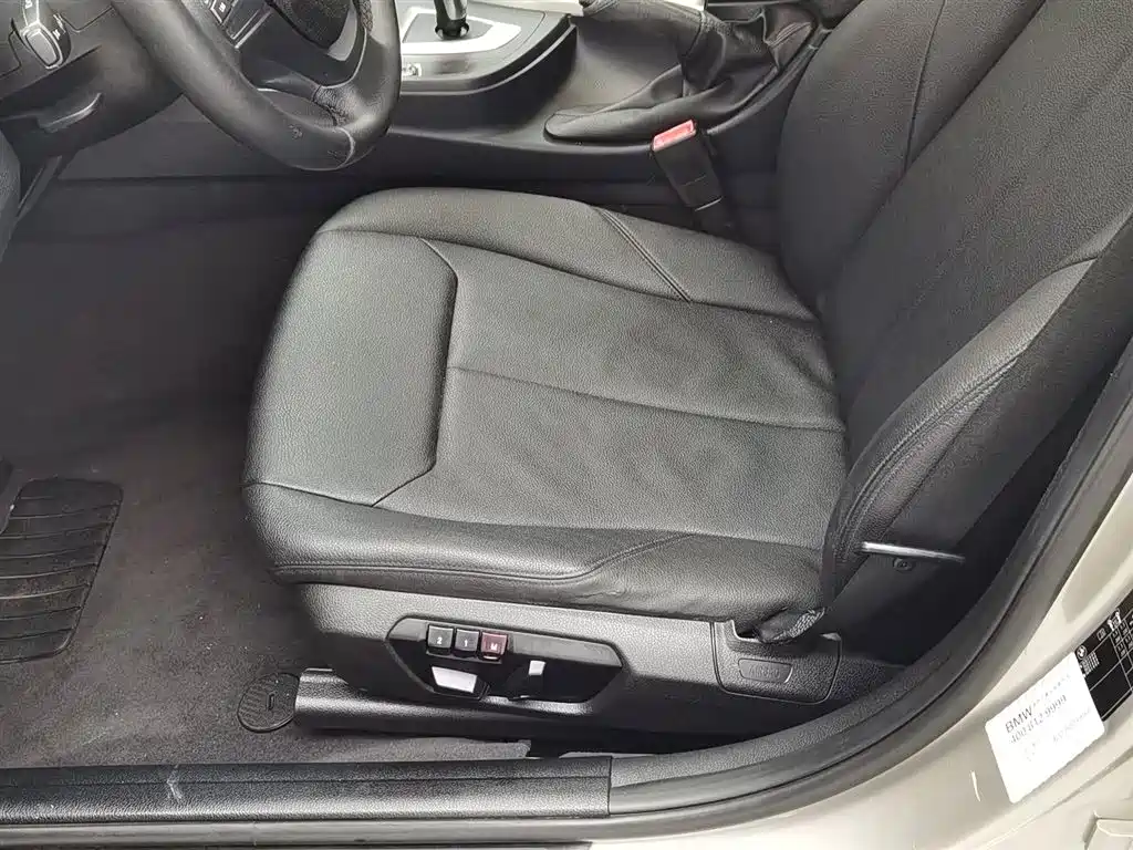 BMW 3 Series 2013 320i Progressive фото 20