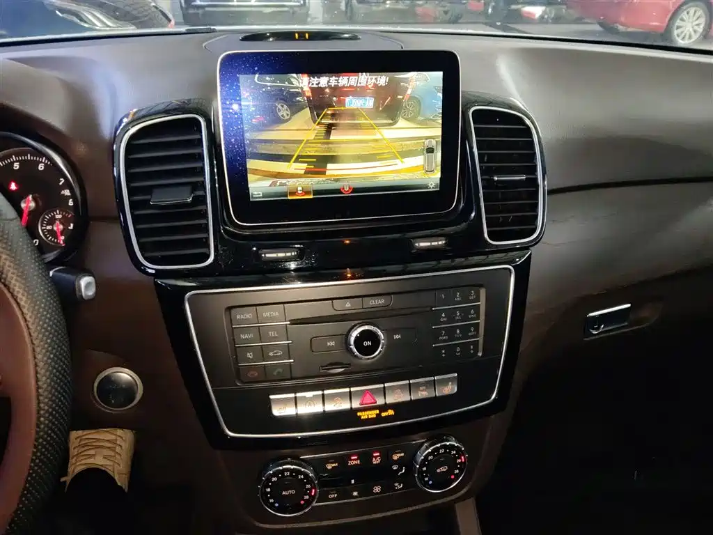 Mercedes-Benz GLE 2017 GLE 320 4MATIC Dynamic фото 13