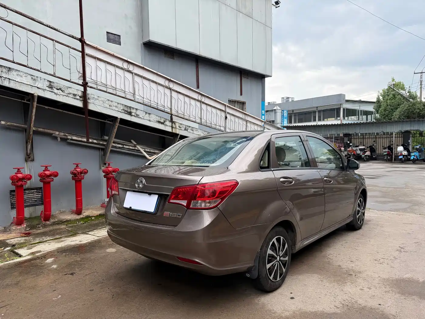 BAIC E-Series 2015 2013 Sedan 1.3L Manual Special Offer Edition