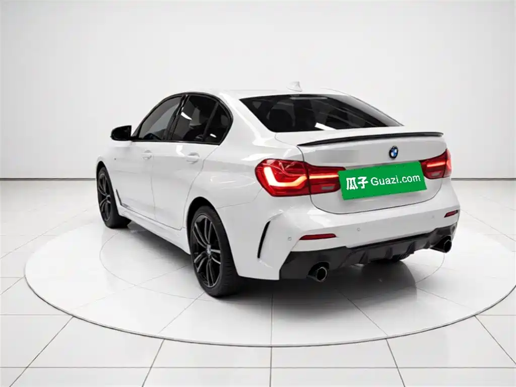 BMW 1 Series 2020 Model 125i Leading M Sport Package фото 5