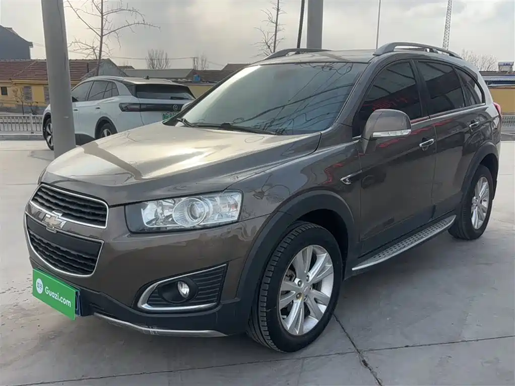 Chevrolet Captiva 2017 2.4L 4WD Flagship Edition 7-Seater фото 2