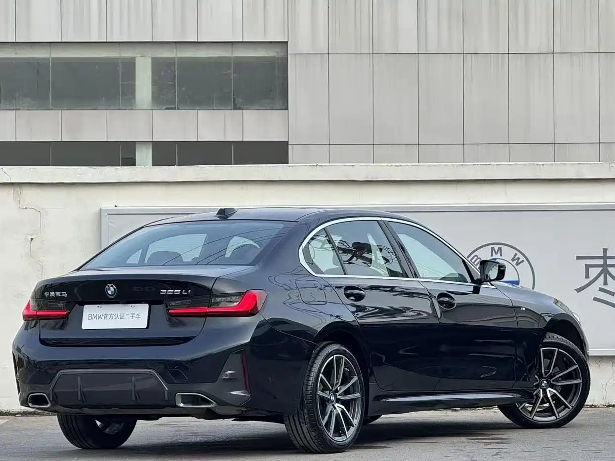 BMW 3 Series 2024 325Li M Sport Package фото 5