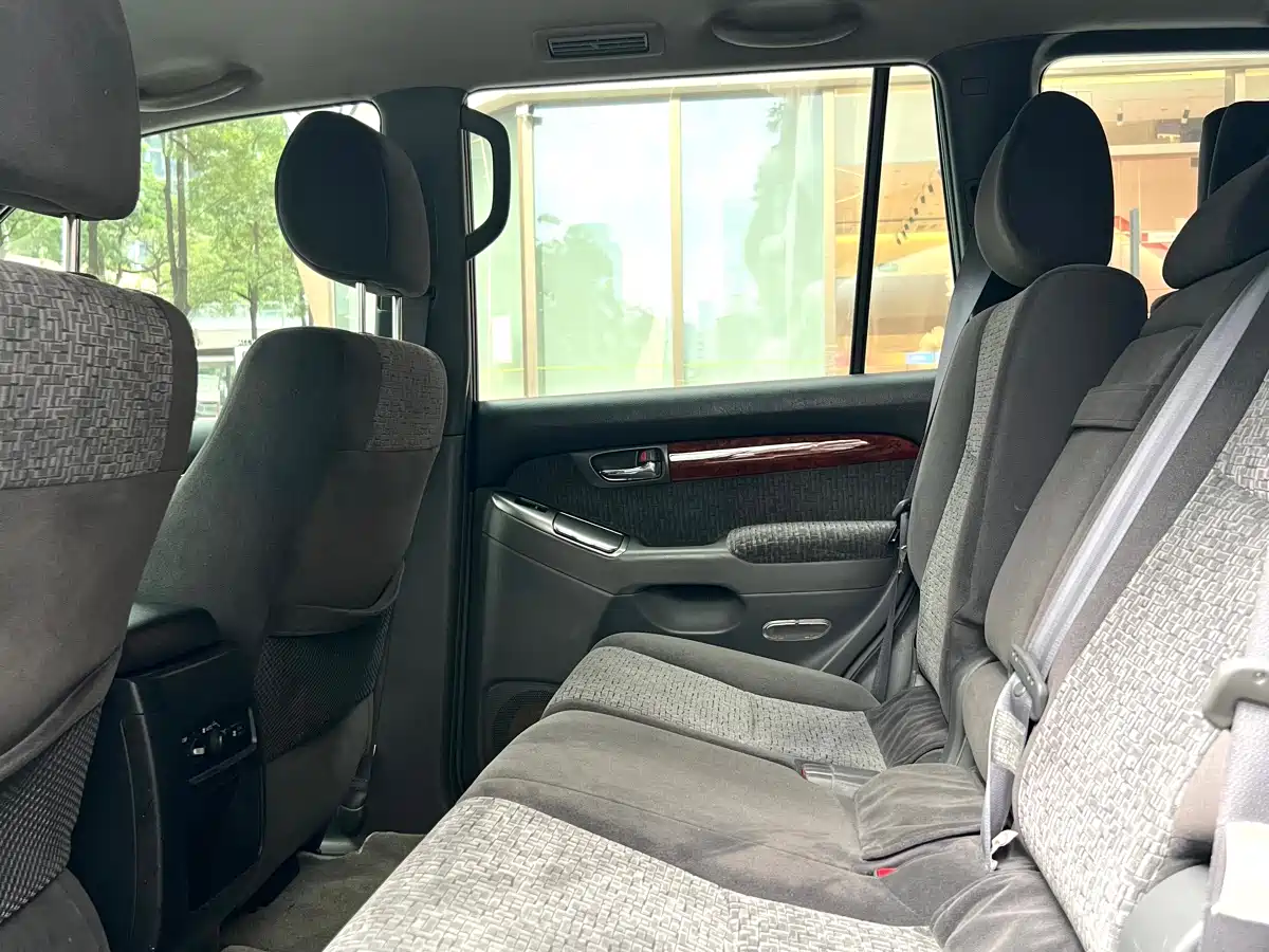 Toyota Prado (Import) 2004 GX 2.7 Automatic фото 6