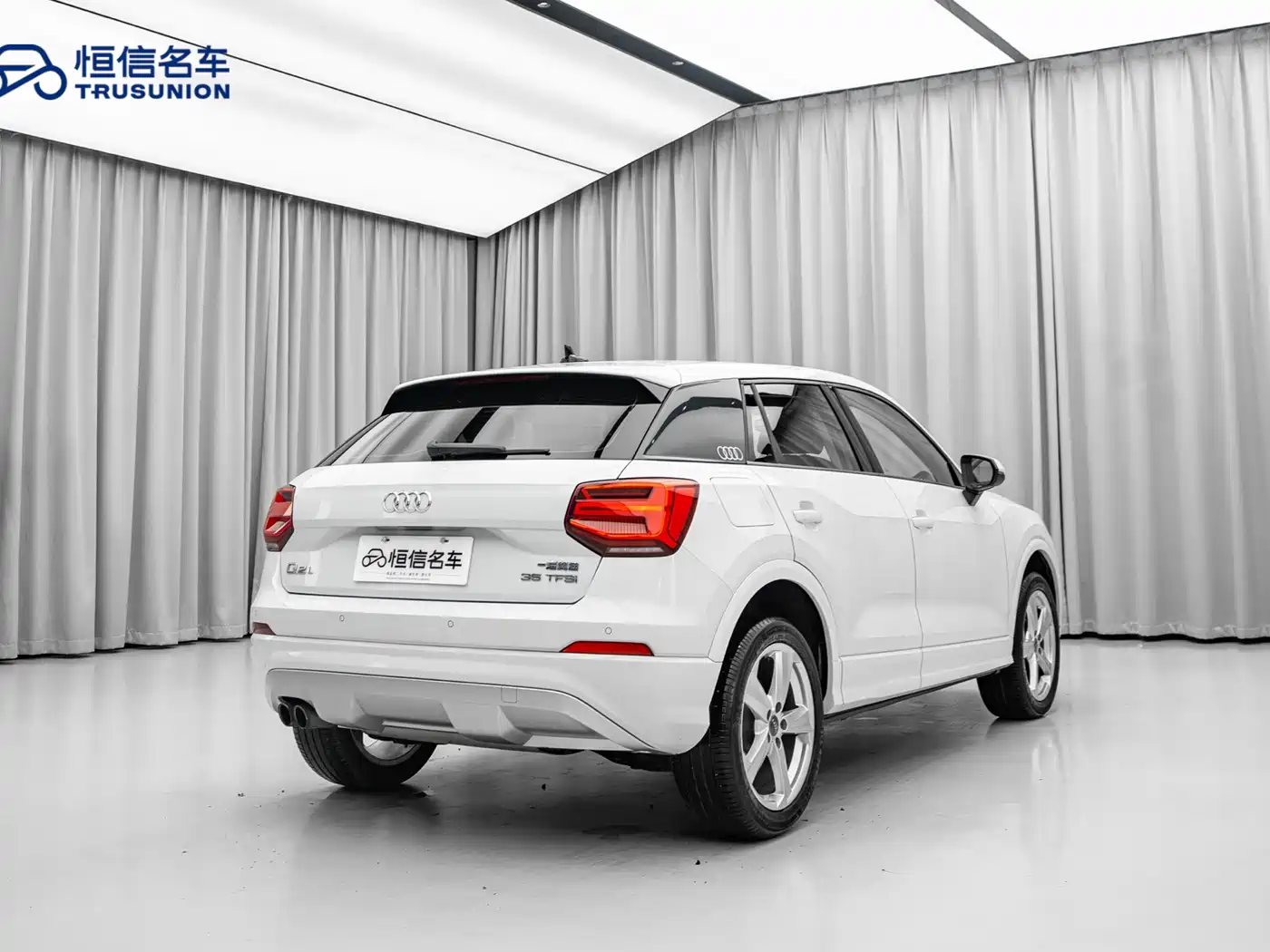 Audi Q2L 2018 35 TFSI Fashion Elegance China V фото 5