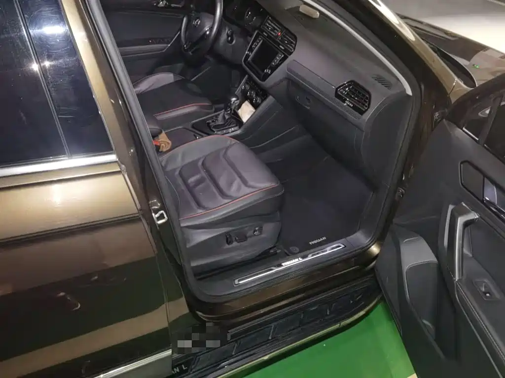 Volkswagen Tiguan L 2017 330TSI Automatic 2WD Flagship Edition фото 20