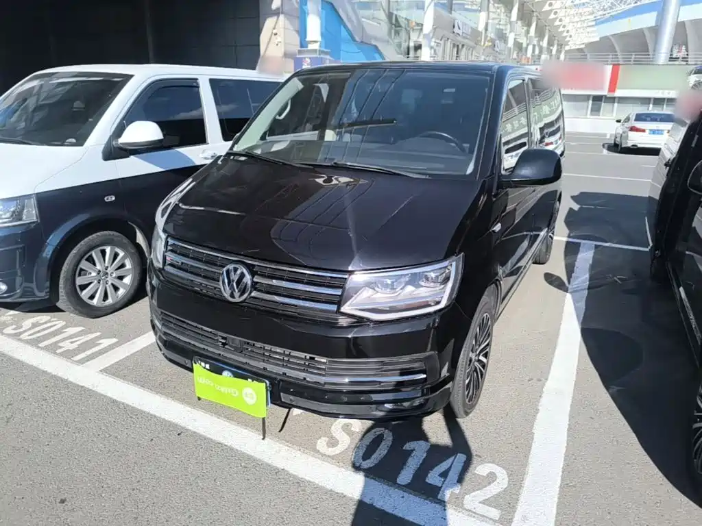 Volkswagen Multivan 2019 2017 2.0TSI AWD Premium Edition 7-Seater