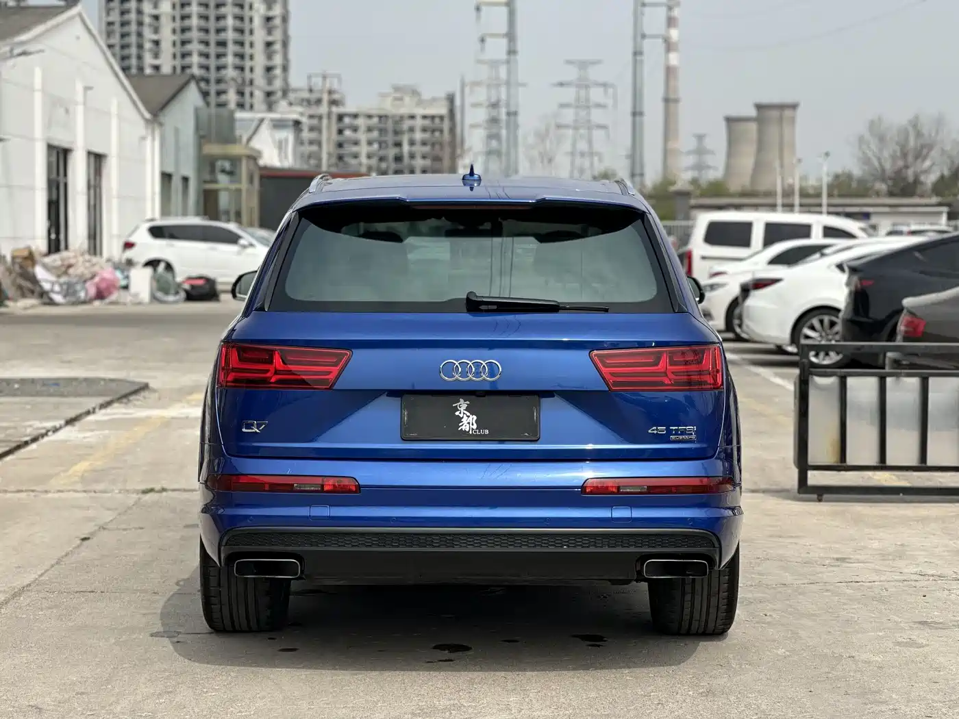 AUDI Q7