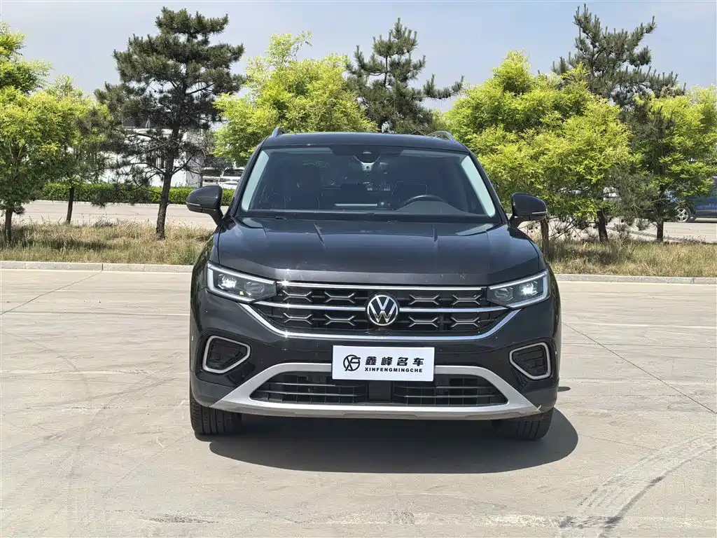 Volkswagen Tayron 2023 330TSI 2WD Luxury Plus Advanced Edition фото 3