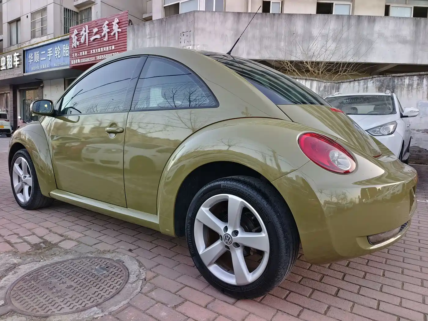 Volkswagen Beetle 2008 1.8T AT Luxury фото 6