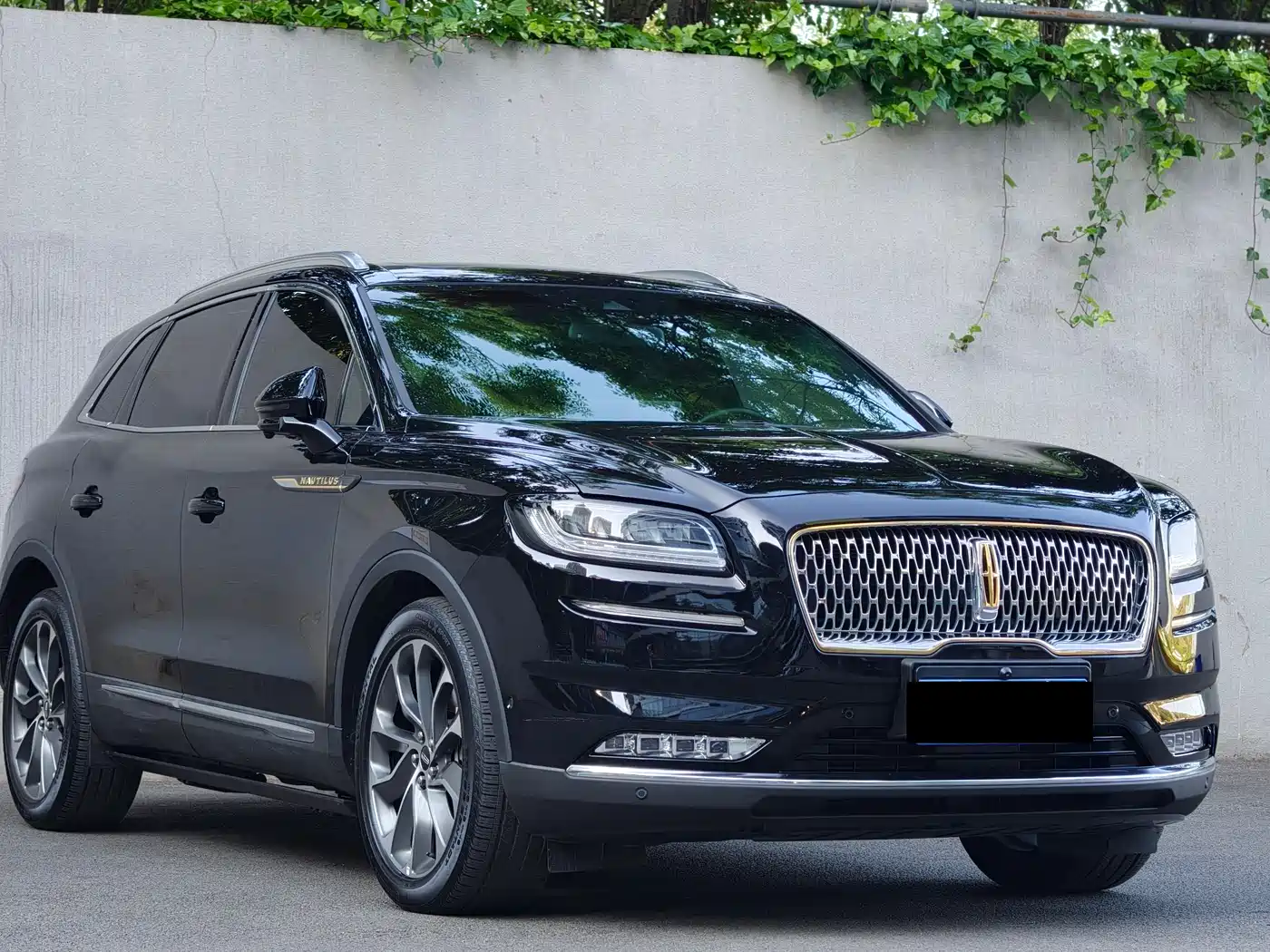 LINCOLN NAVIGATOR