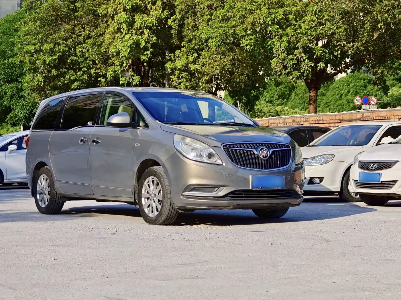 Buick GL8 2017 25S Comfort China V фото 3