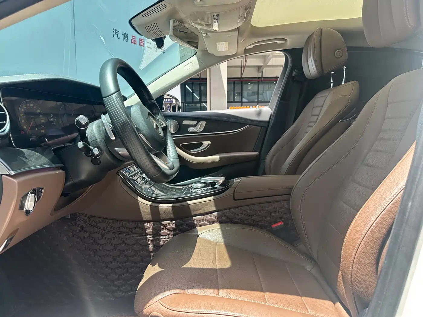 Mercedes-Benz E-Class 2017 E 300 L Sport Luxury фото 5