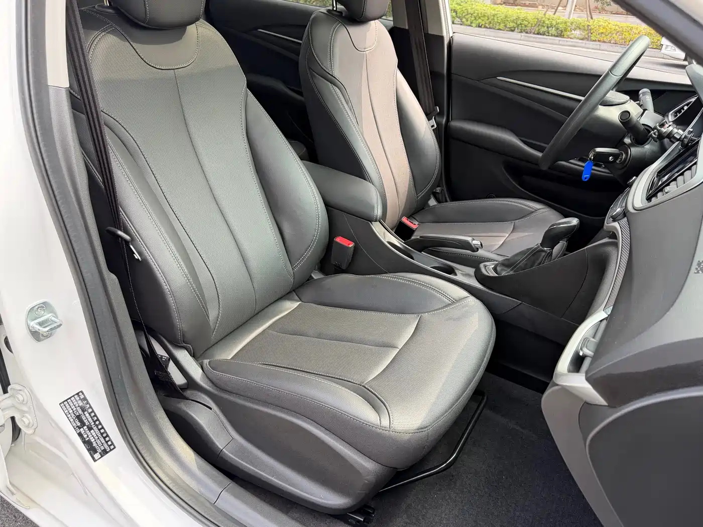 Buick Excelle 2021 Facelift 1.3T Auto Mild Hybrid Elite фото 10