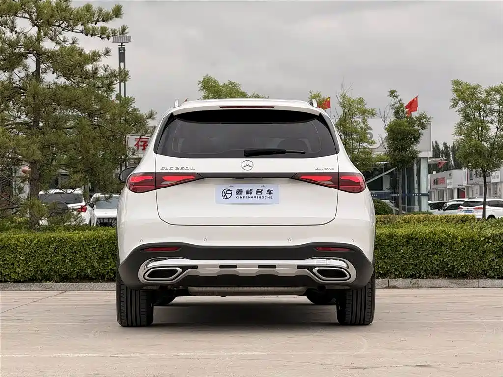 Mercedes-Benz GLC 2023 Facelift GLC 260 L 4MATIC Sport 5-Seater фото 25