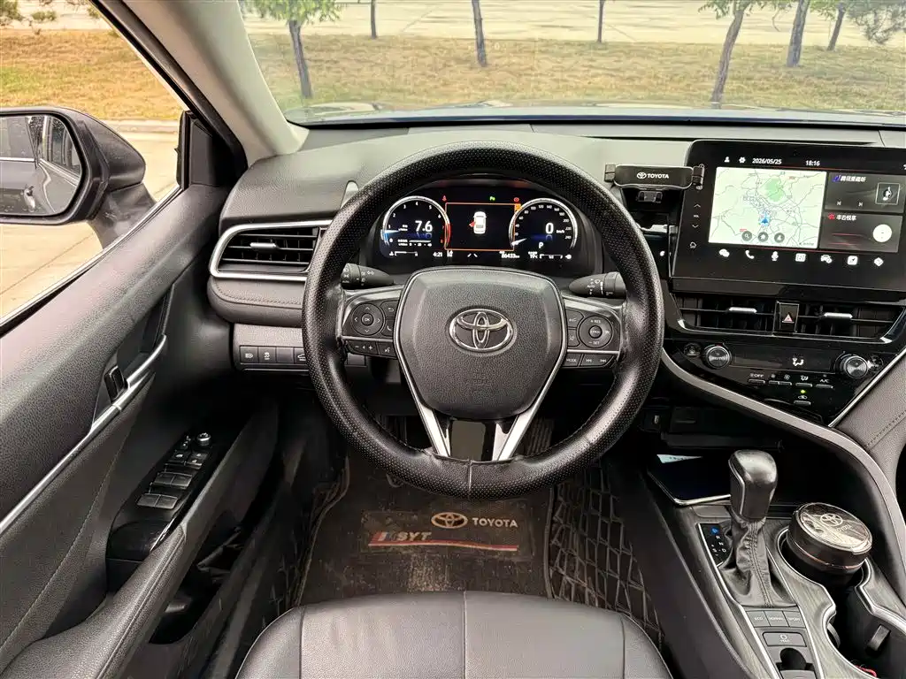 Toyota Camry 2021 2.5G Luxury Edition фото 8