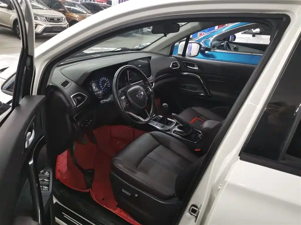 GAC Trumpchi Trumpchi GS4 2018 235T Manual 2WD Luxury фото 16