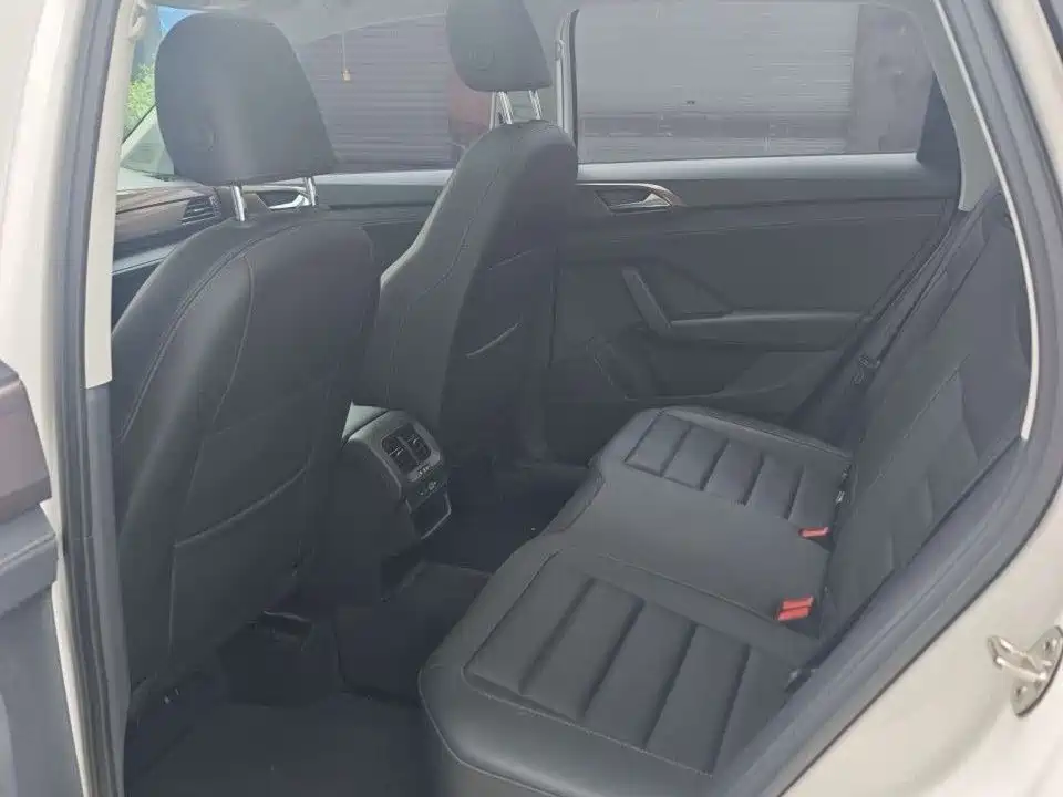 Volkswagen Tharu, миниатюра 4
