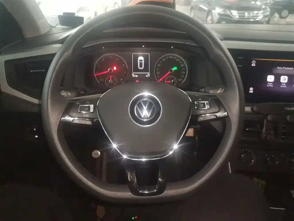 Volkswagen Polo 2022 Plus 1.5L Automatic Joyful Living Edition фото 7
