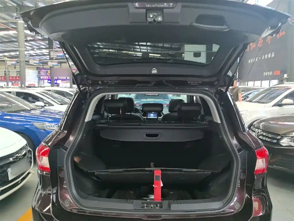 GAC Trumpchi Trumpchi GS4 2017 235T Automatic 2WD Luxury Smart Connected Edition фото 19