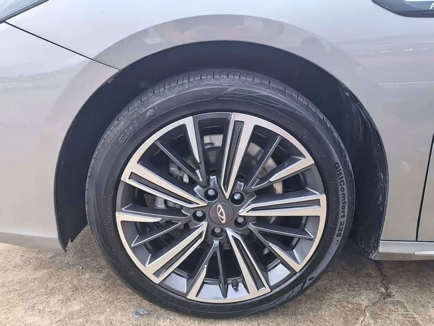 Chery Arrizo 8 2022 2023 1.6T DCT Elegance