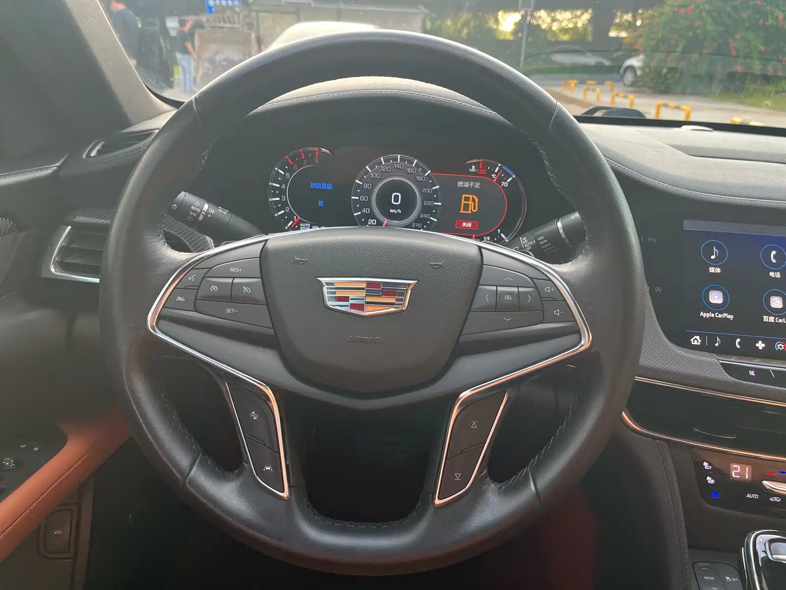 Фото 15 - Cadillac CT6