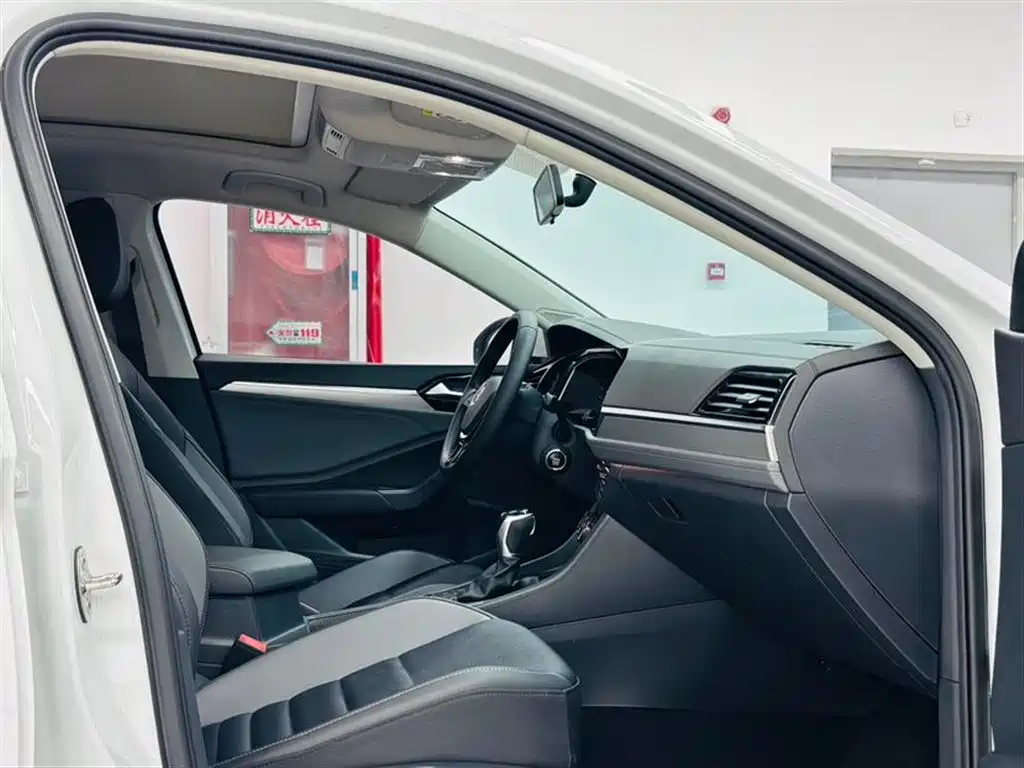 Volkswagen Sagitar 2019 280TSI DSG Comfort Edition China VI фото 5
