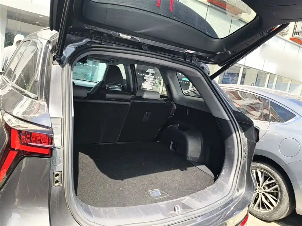 Фото 19 - Changan CS75 PLUS