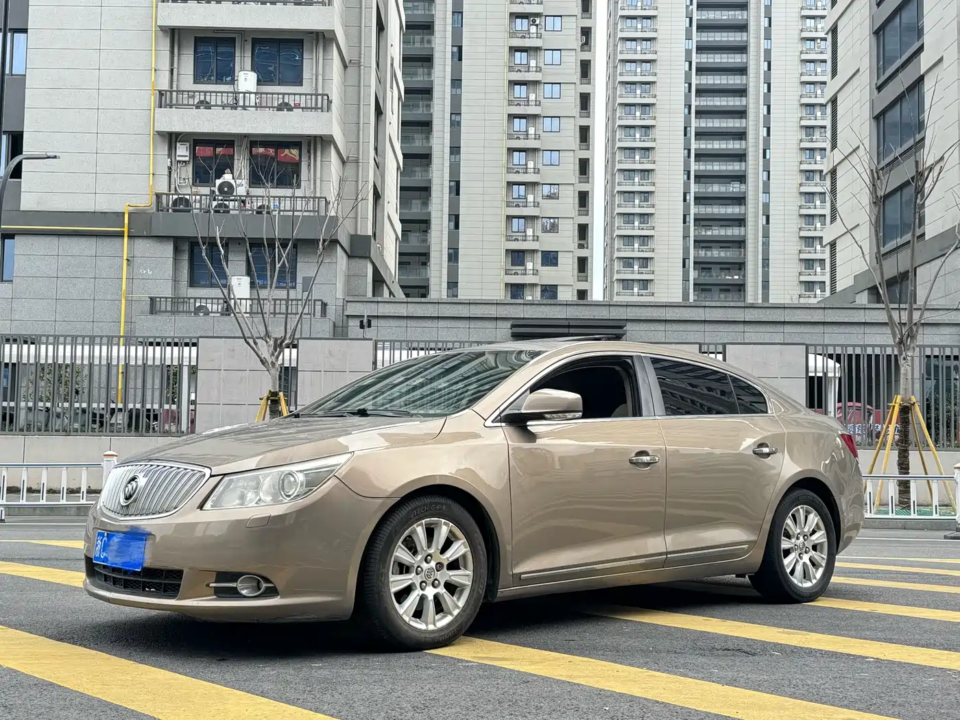 Buick LaCrosse 2011 2.4L SIDI Luxury Edition фото 2